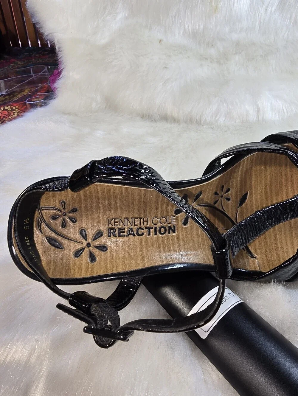 Kenneth Cole Reaction stylish black